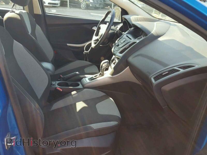 2012 Ford FOCUS (VIN 1FAHP3K28CL330184) — photo 5 of 10