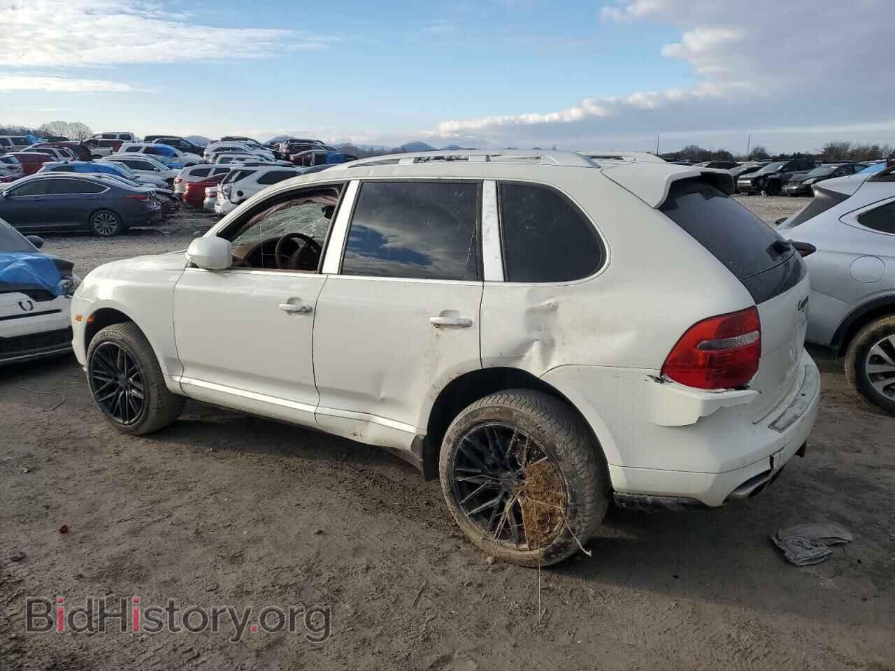 2010 PORSCHE CAYENNE - VIN: WP1AA2AP6ALA07767 - Фото 2