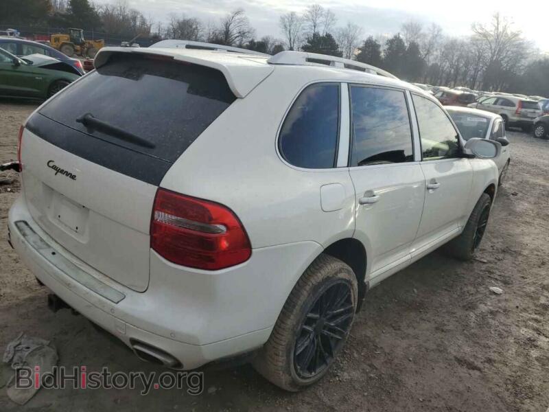 2010 Porsche CAYENNE (VIN WP1AA2AP6ALA07767) — фото 3 из 13