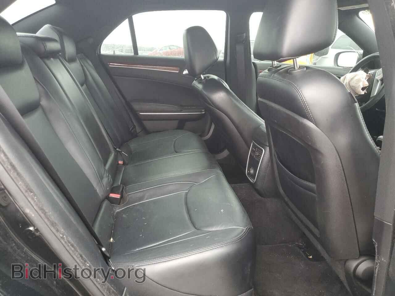 2014 CHRYSLER 300 - VIN: 2C3CCARG1EH263373 - Фото 10