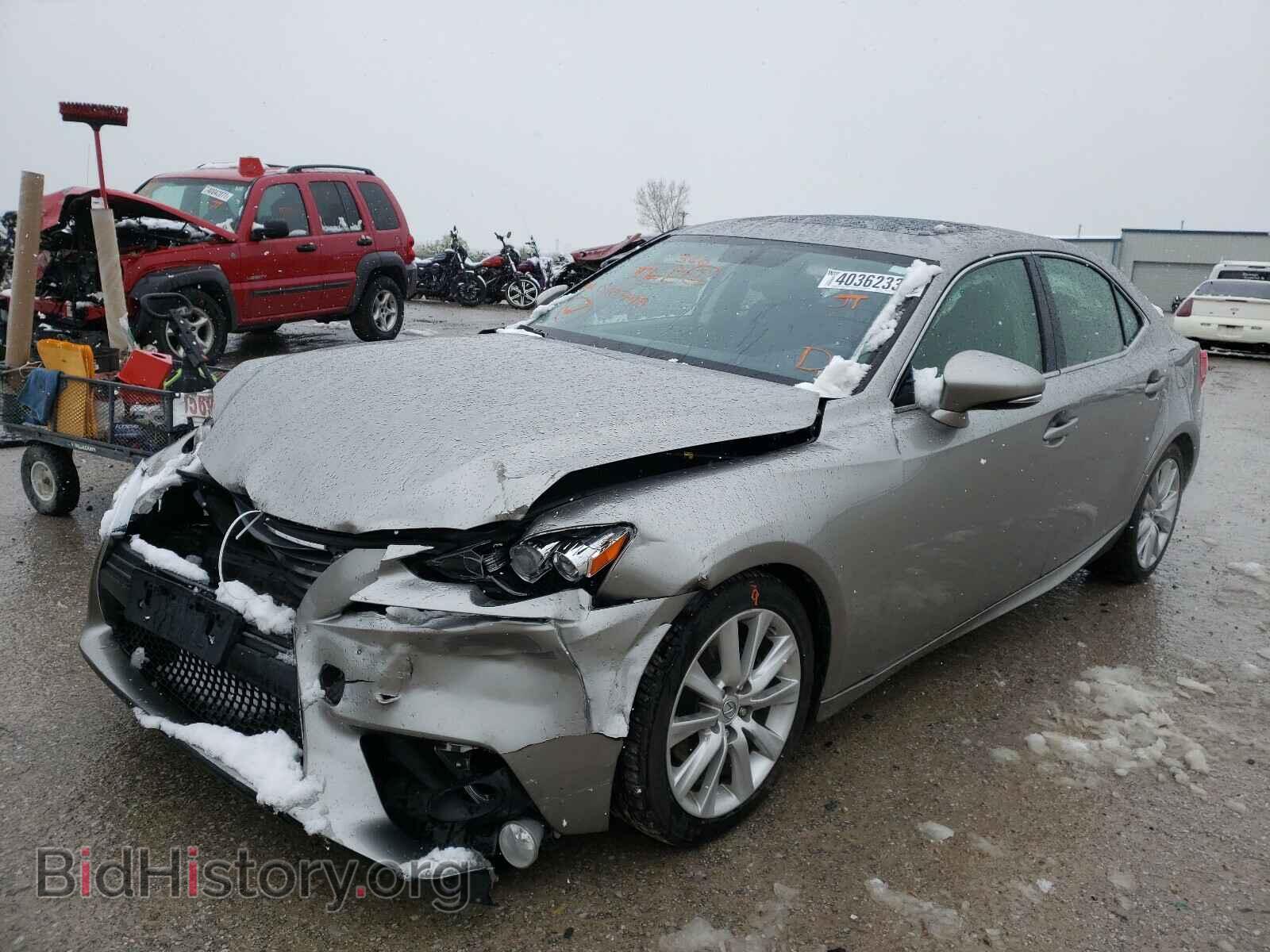 2014 LEXUS IS - VIN: JTHCF1D23E5010740 - Photo 2