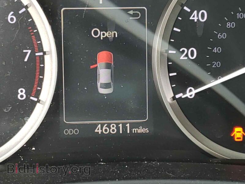 2014 Lexus IS (VIN JTHCF1D23E5010740) — photo 8 of 10