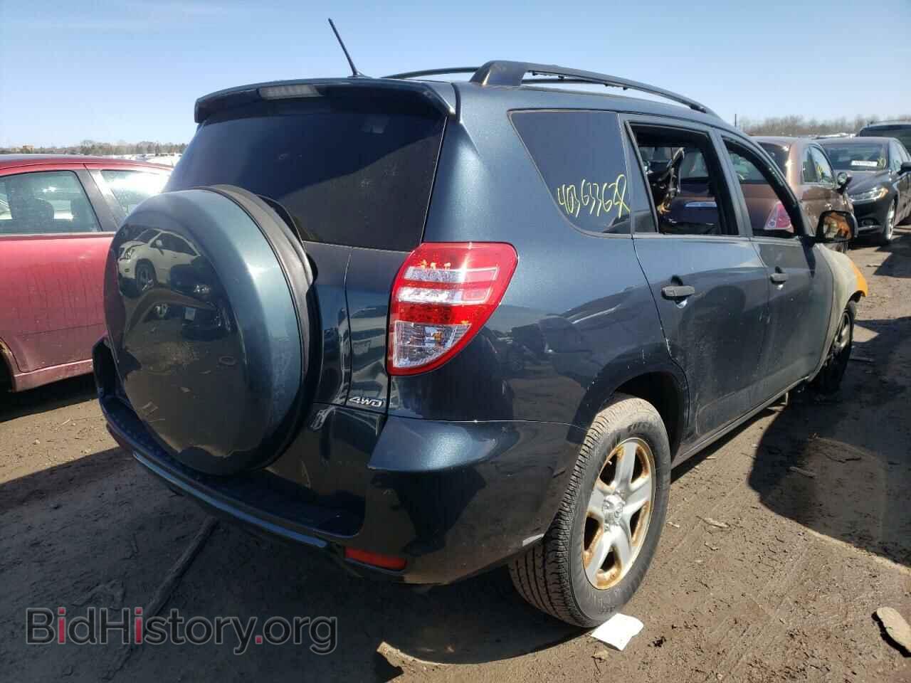 2009 TOYOTA RAV4 - VIN: JTMBF33V99D002948 - Фото 4
