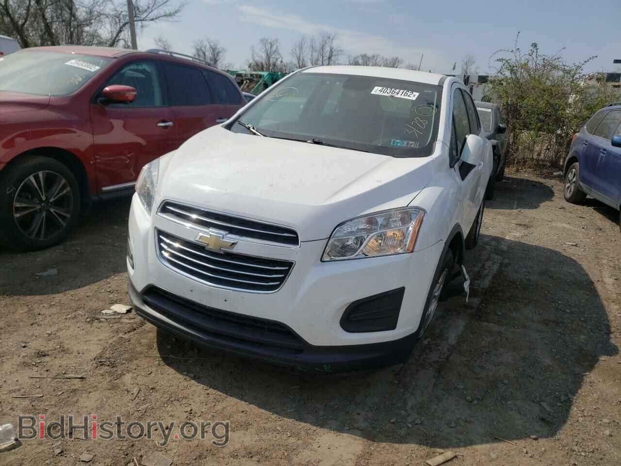 2016 CHEVROLET TRAX - VIN: 3GNCJNSB2GL266467 - Фото 2
