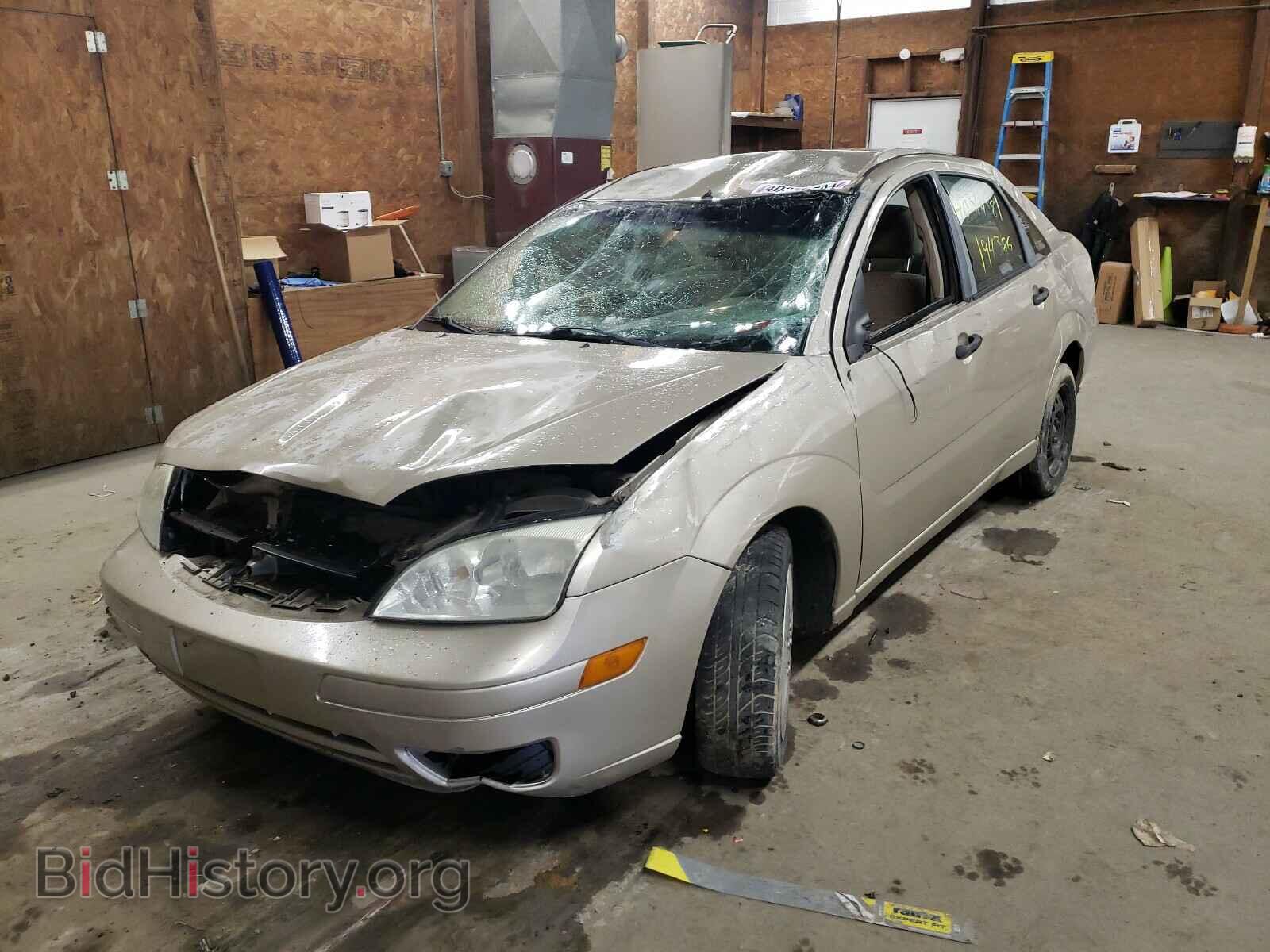 2007 FORD FOCUS - VIN: 1FAFP34NX7W271349 - Фото 2