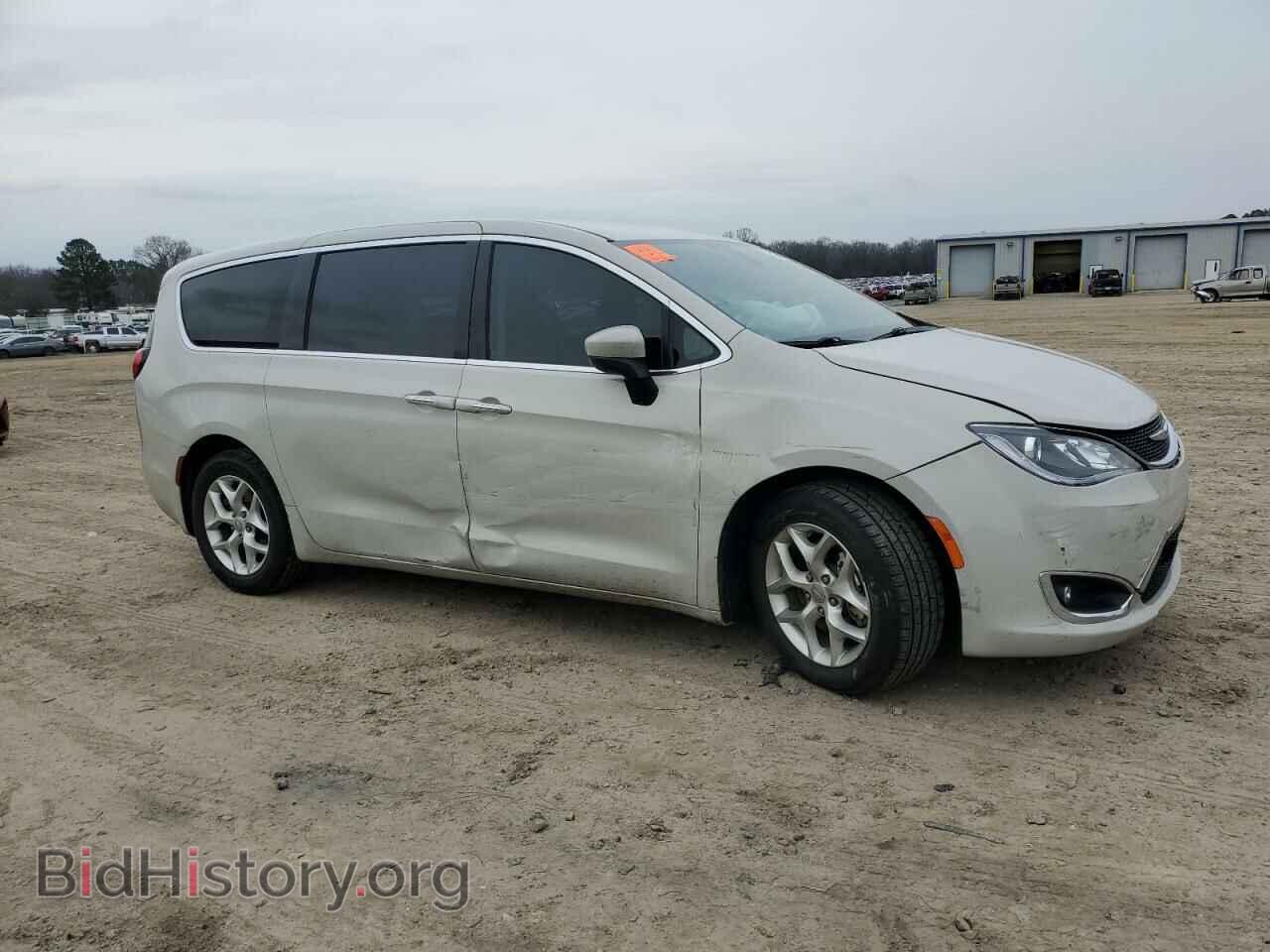 2017 CHRYSLER PACIFICA - VIN: 2C4RC1BGXHR795980 - Фото 4