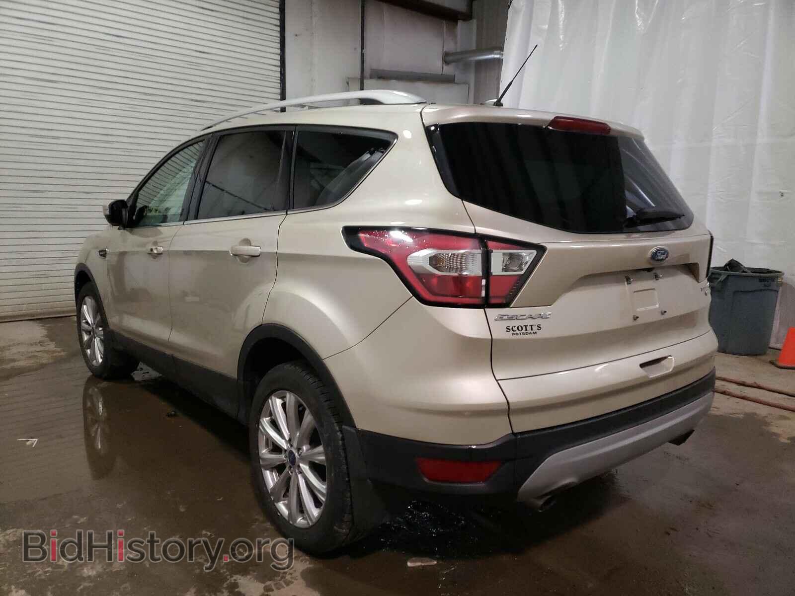 2017 Ford ESCAPE (VIN 1FMCU9JD6HUC58109) — фото 3 из 10