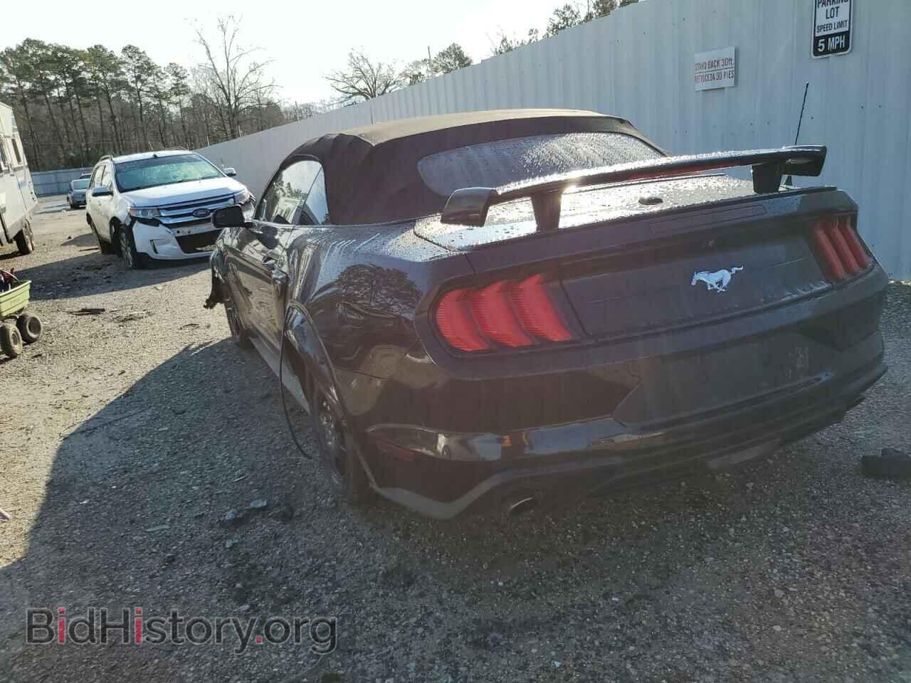 2018 FORD MUSTANG - VIN: 1FATP8UH6J5138904 - Фото 2