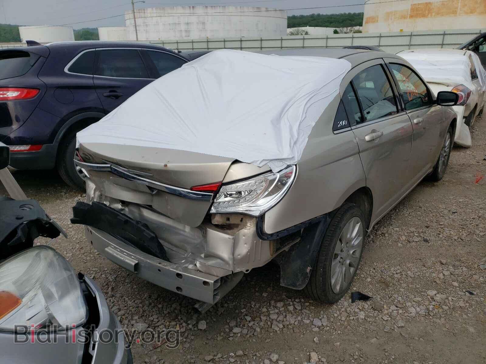 2014 CHRYSLER 200 - VIN: 1C3CCBAB9EN211809 - Фото 4