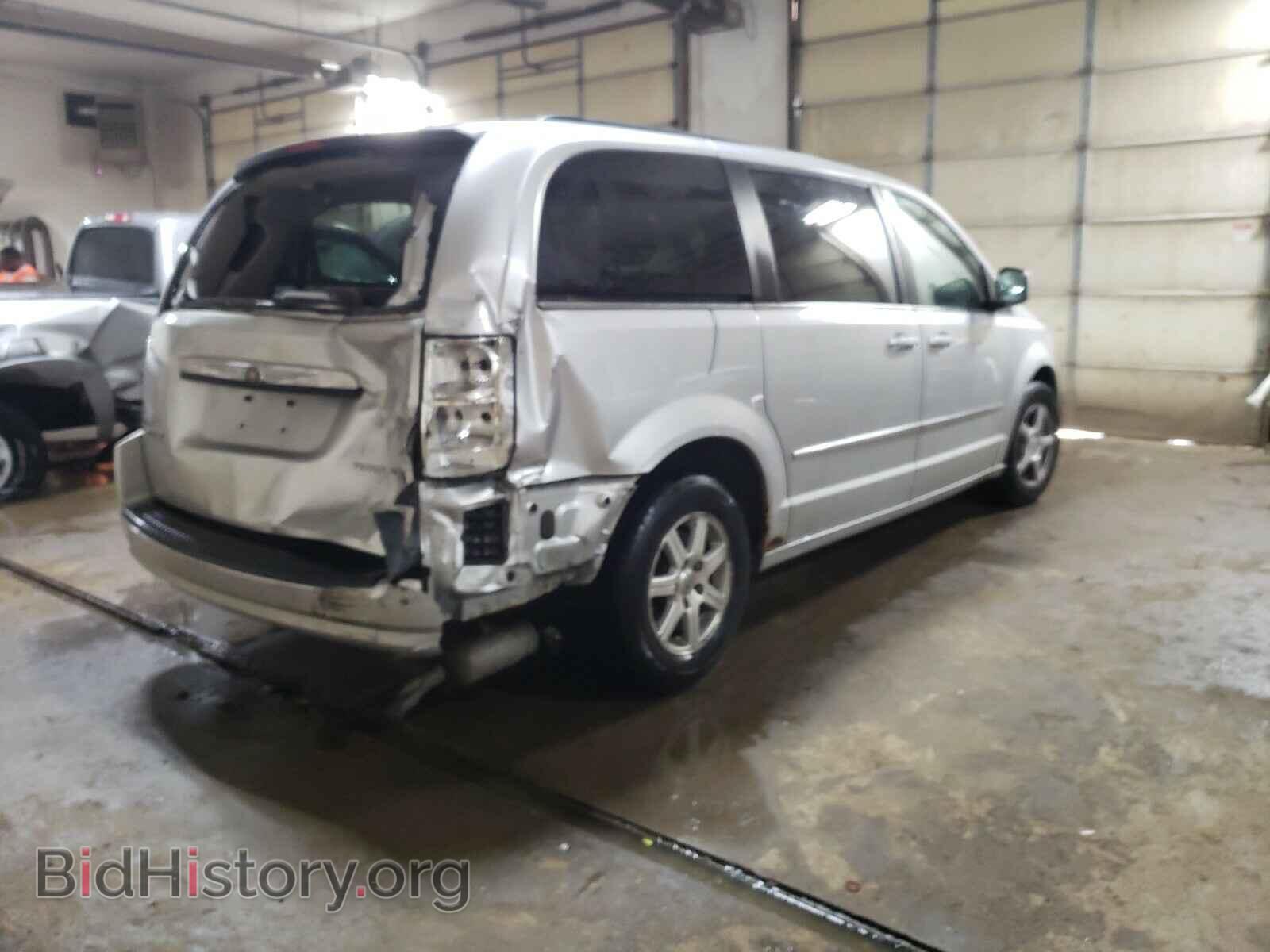 2010 CHRYSLER MINIVAN - VIN: 2A4RR5D17AR113751 - Фото 4