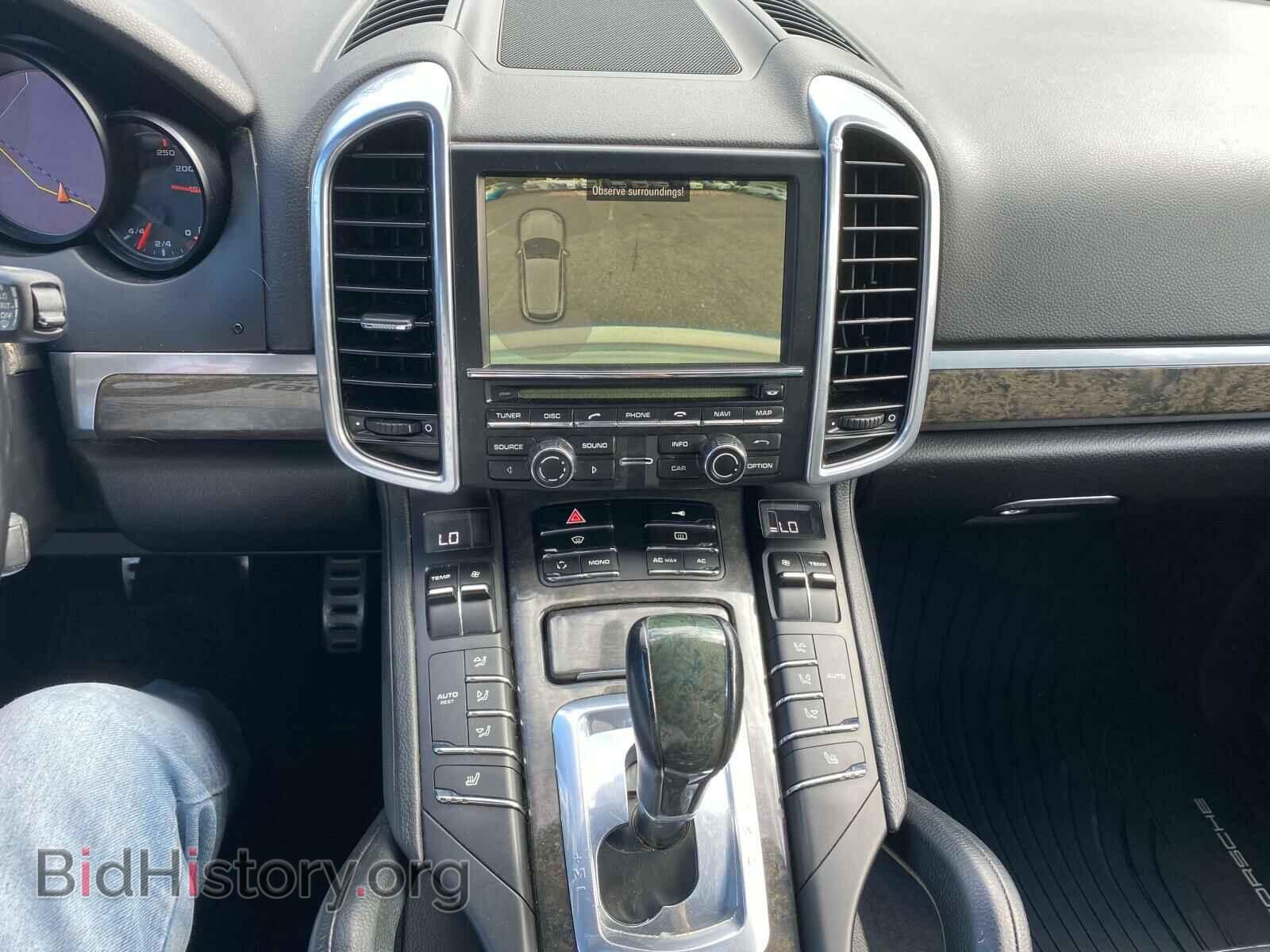 2011 PORSCHE CAYENNE - VIN: WP1AE2A28BLA91830 - Фото 10