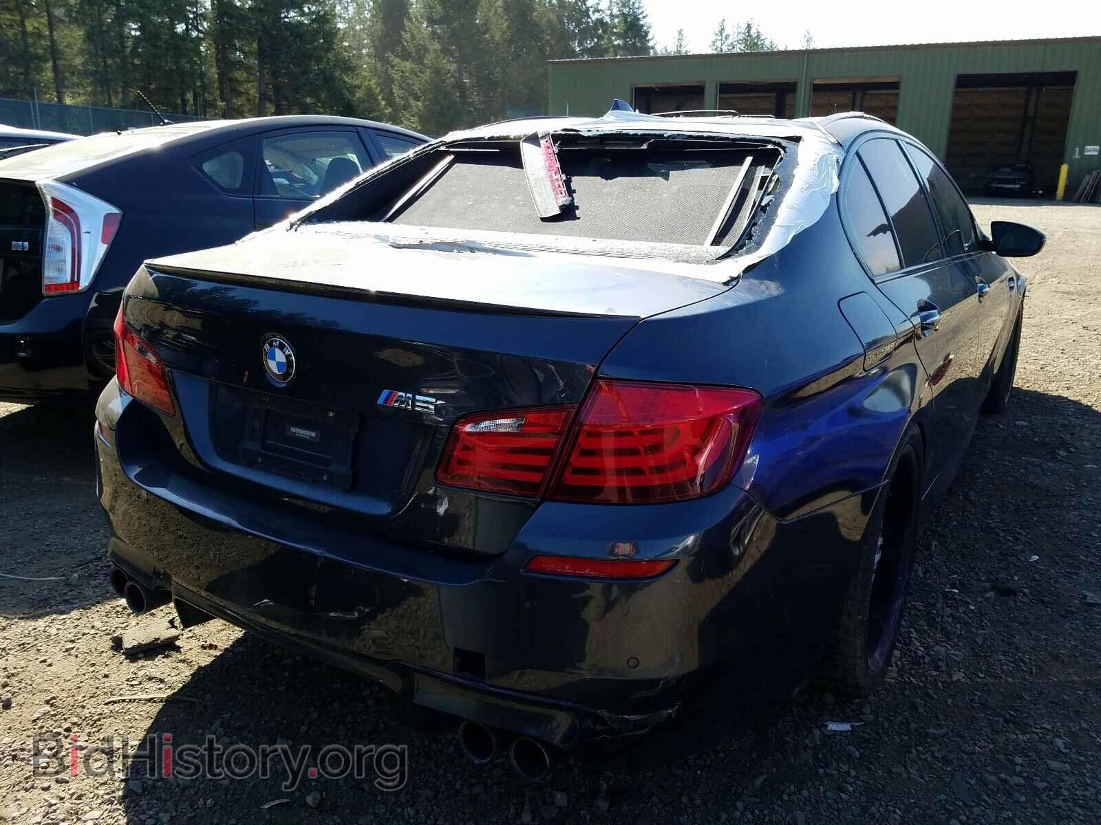 2013 BMW M5 - VIN: WBSFV9C52DD095451 - Фото 4