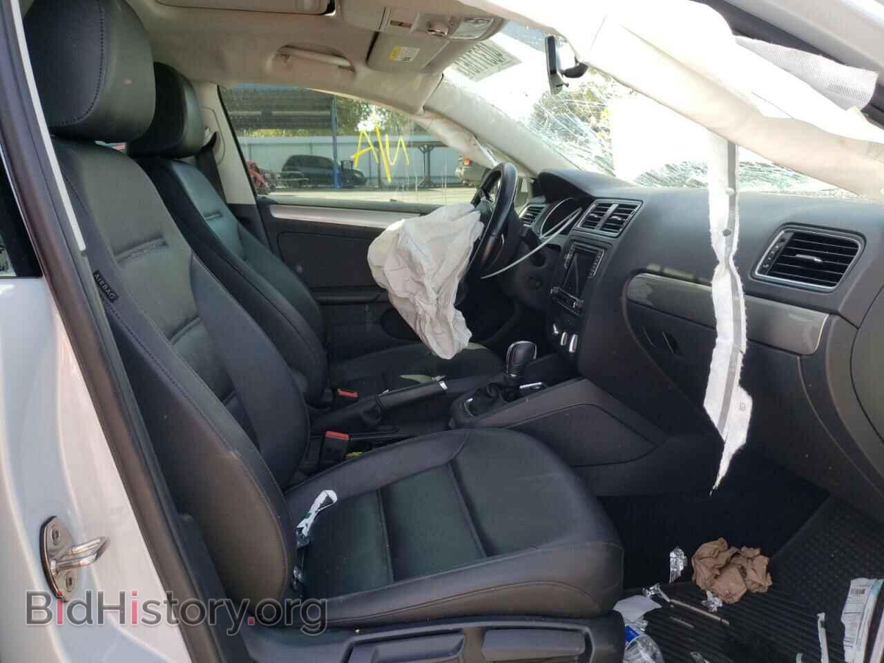 2017 VOLKSWAGEN JETTA - VIN: 3VWDB7AJ3HM404721 - Photo 5