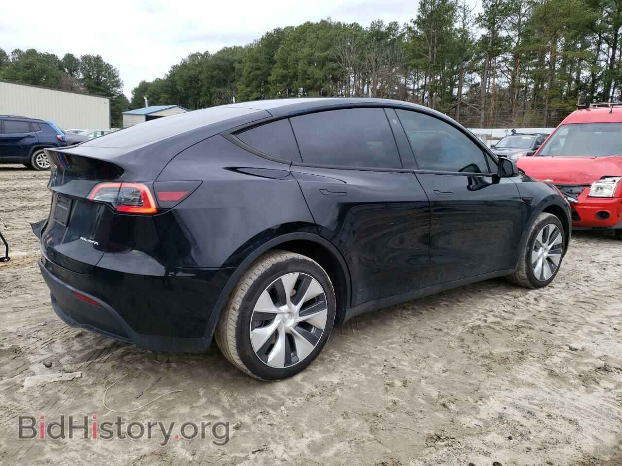 2023 TESLA MODEL Y - VIN: 7SAYGDEEXPF631041 - Фото 3