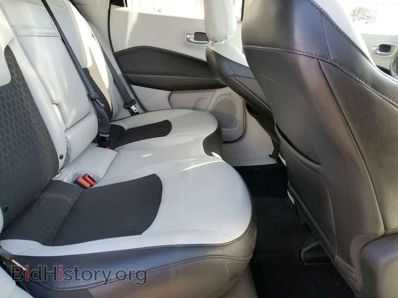 2019 JEEP COMPASS - VIN: 3C4NJCBB0KT636202 - Фото 10