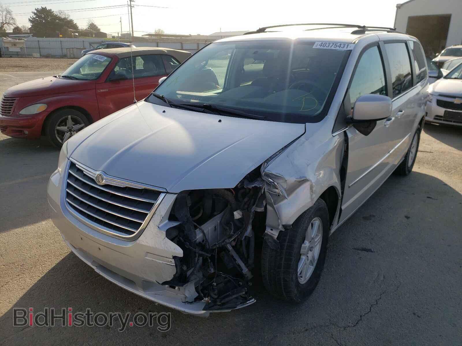 2010 CHRYSLER MINIVAN - VIN: 2A4RR5D19AR278927 - Фото 2