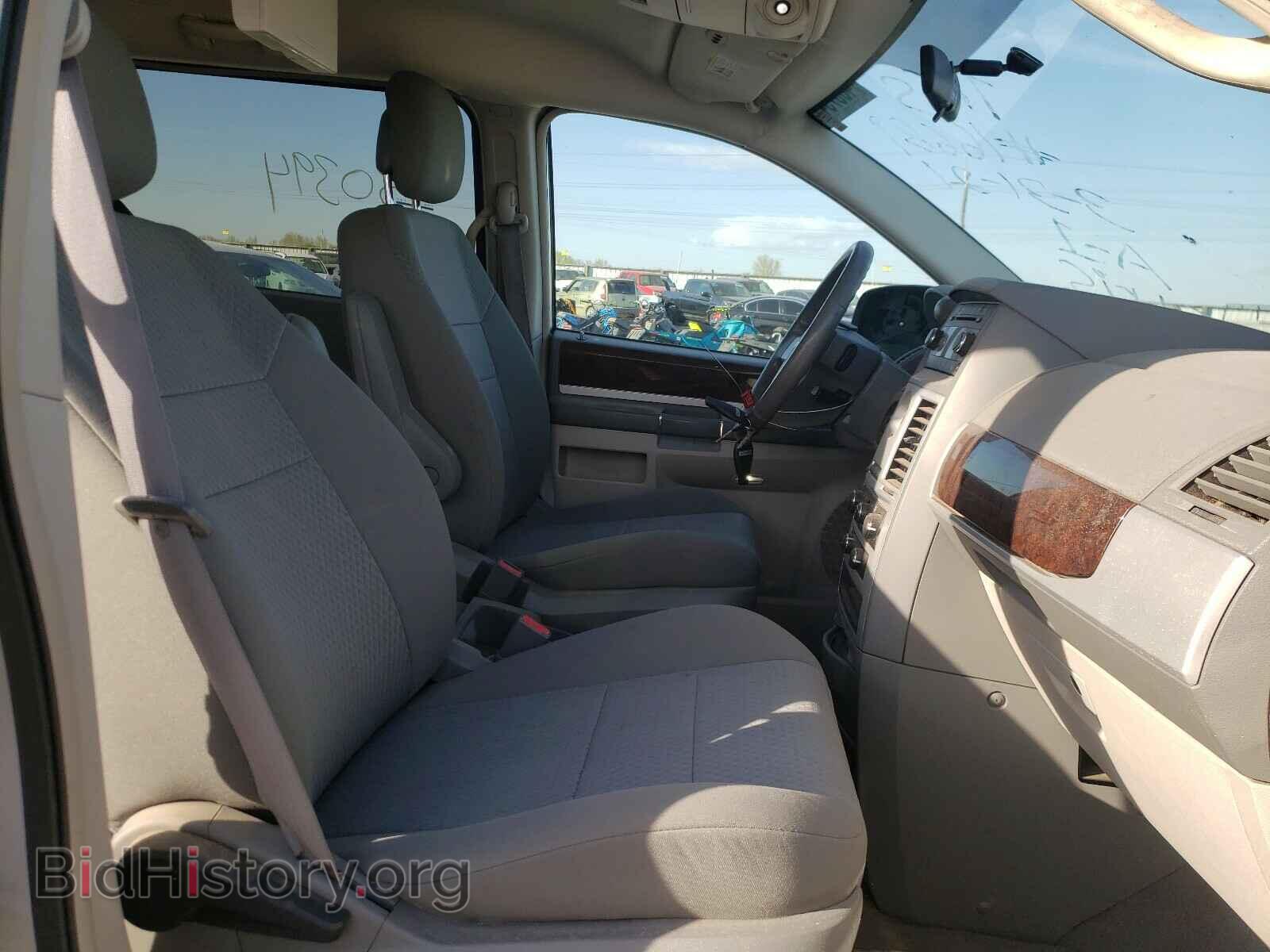2010 CHRYSLER MINIVAN - VIN: 2A4RR5D19AR278927 - Фото 5