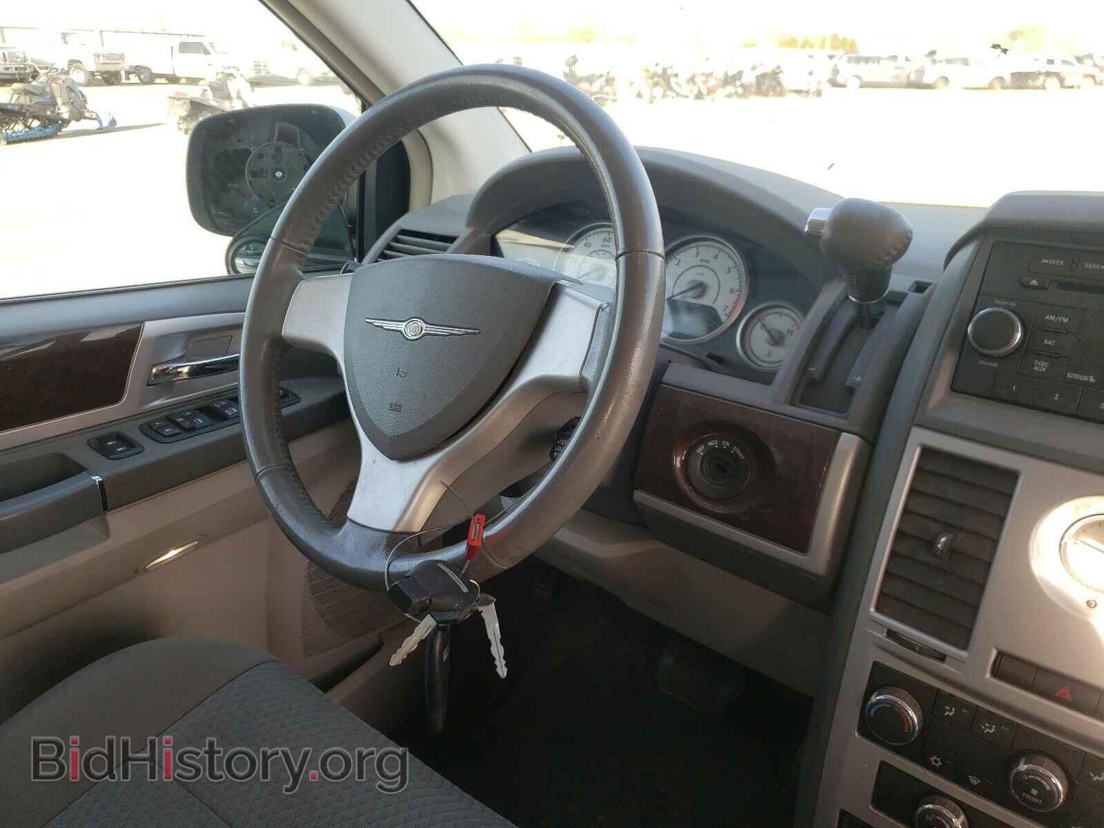 2010 CHRYSLER MINIVAN - VIN: 2A4RR5D19AR278927 - Фото 9