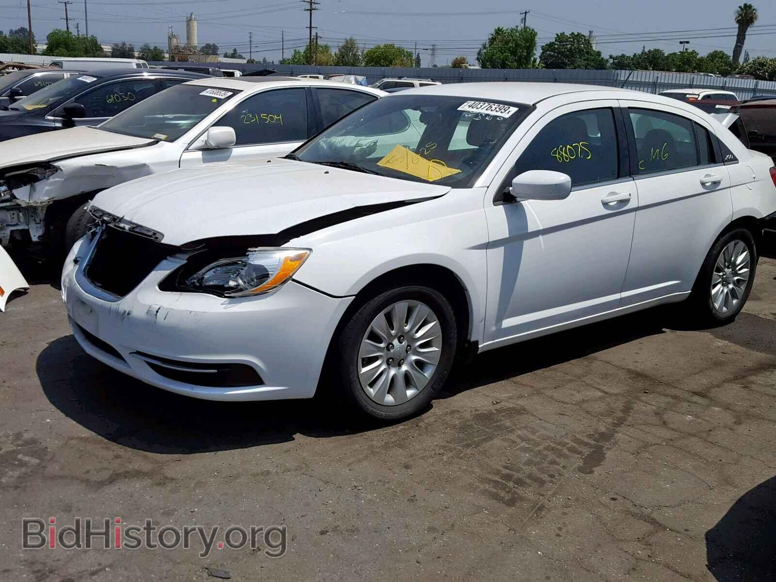 2013 CHRYSLER 200 - VIN: 1C3CCBAB3DN647229 - Photo 2