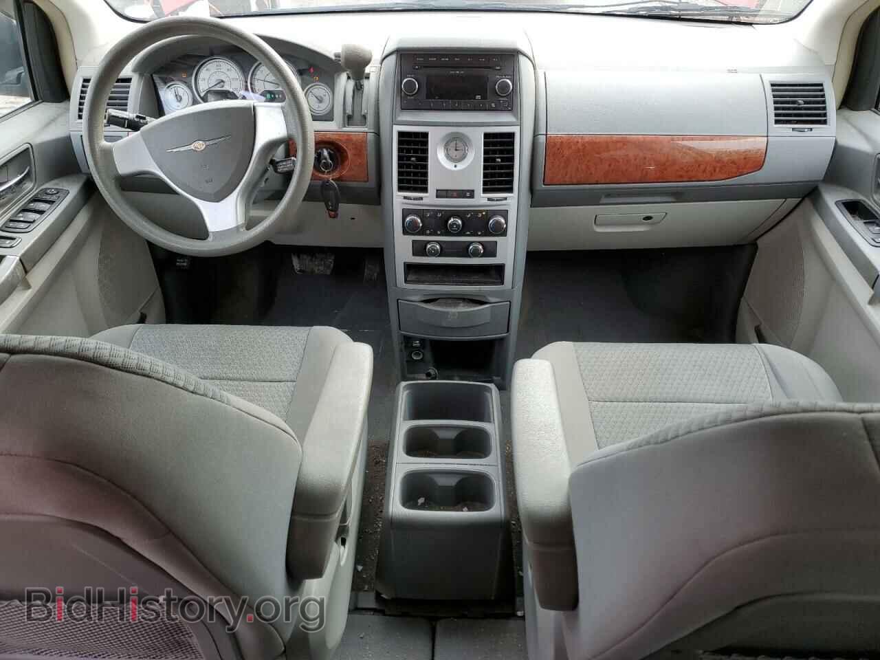 2009 CHRYSLER MINIVAN - VIN: 2A8HR44E79R585743 - Фото 8