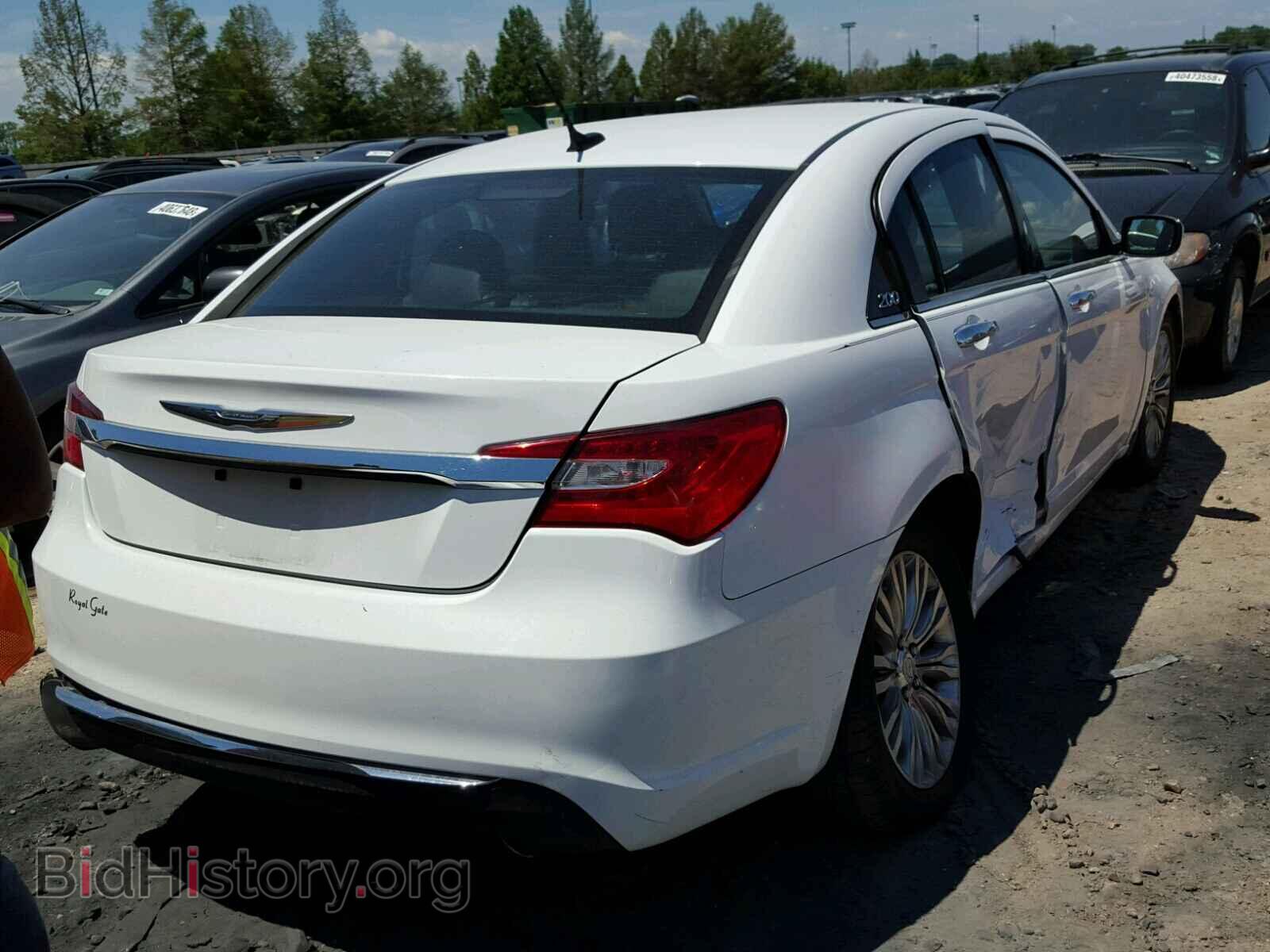 2012 CHRYSLER 200 - VIN: 1C3CCBCG3CN321969 - Фото 4