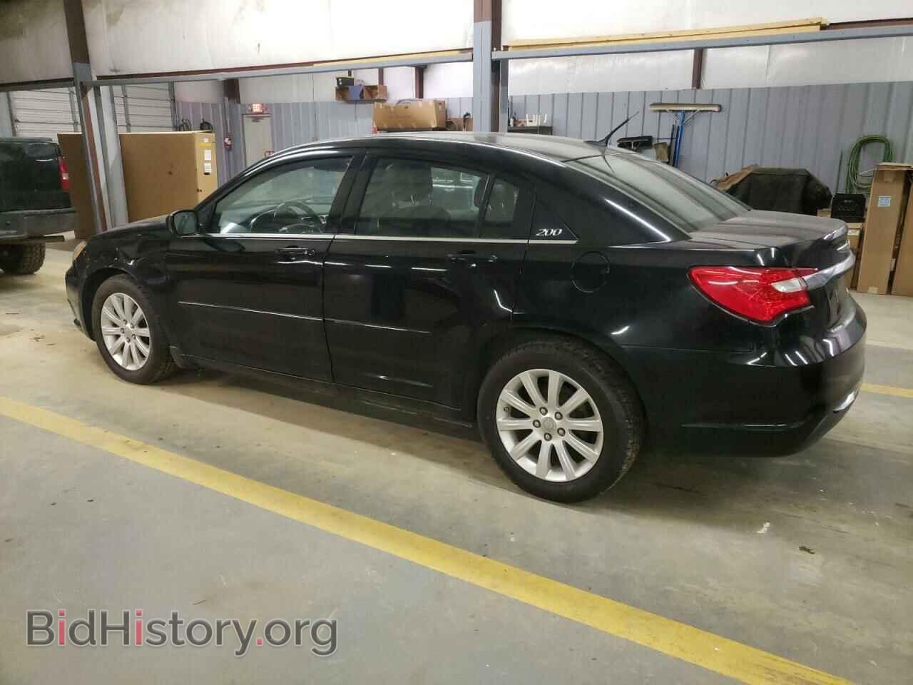 2013 CHRYSLER 200 - VIN: 1C3CCBBB8DN624690 - Фото 2
