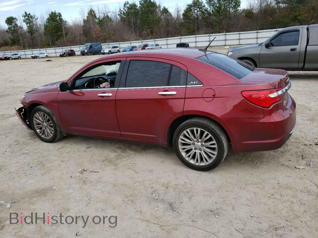 2013 CHRYSLER 200 - VIN: 1C3CCBCG3DN751860 - Фото 2