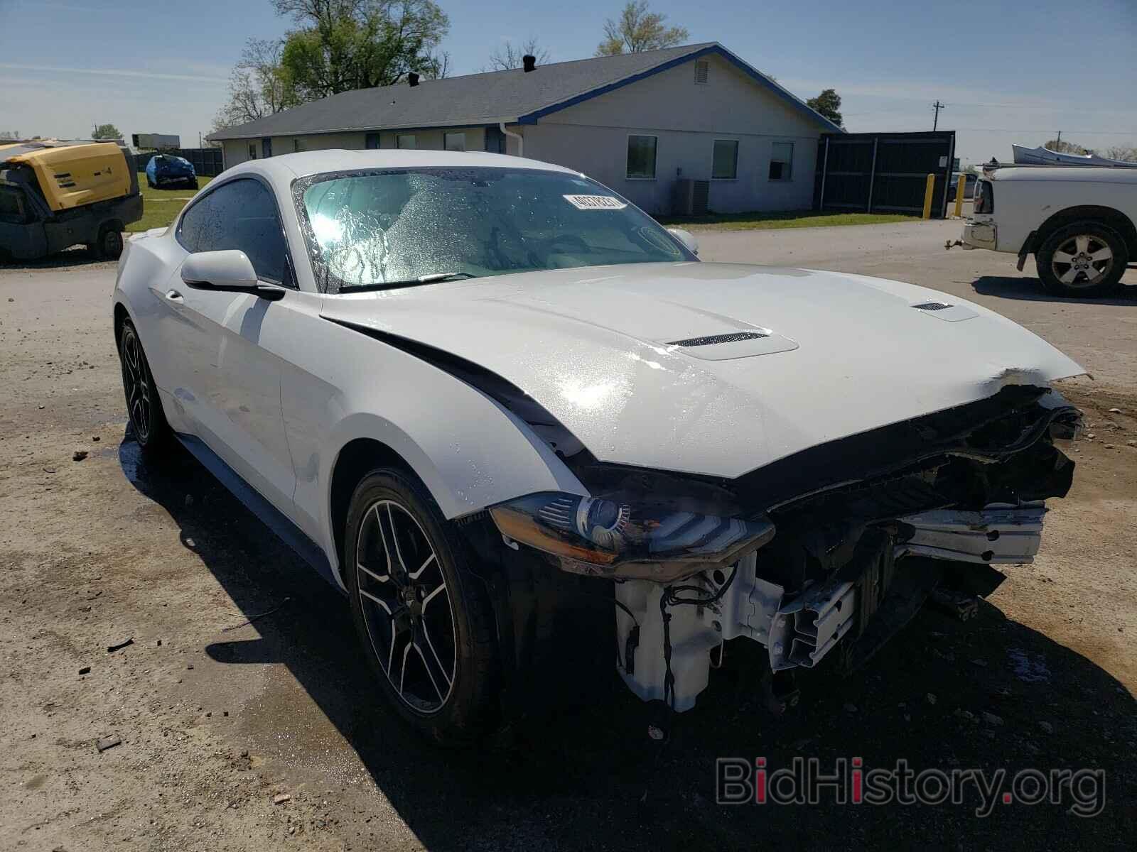 Photo 1FA6P8TH4J5124644 - FORD MUSTANG 2018