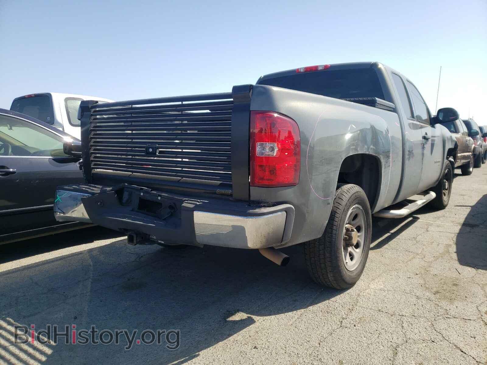 2011 CHEVROLET SILVERADO - VIN: 1GCRCREA1BZ309799 - Фото 4