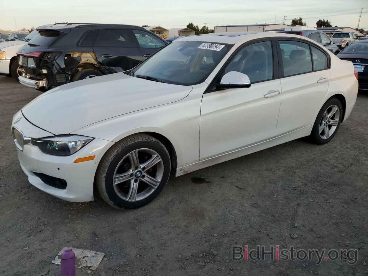 Photo WBA3C1G55DNR46001 - BMW 3 SERIES 2013
