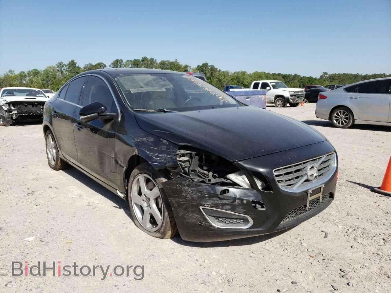 Photo YV1612FS2D2201737 - VOLVO S60 2013