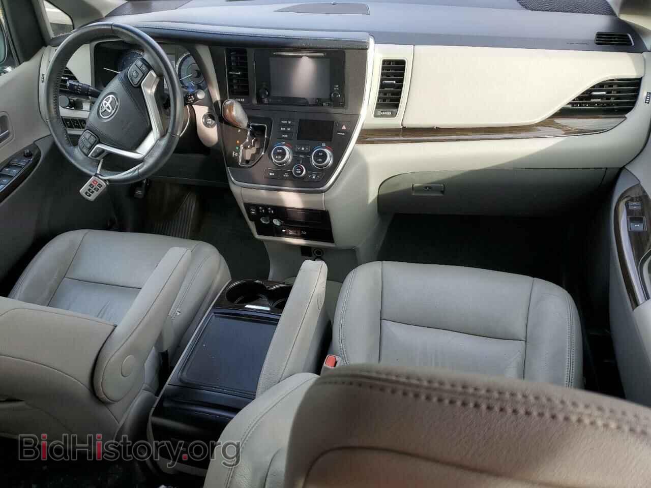 2017 TOYOTA All Models - VIN: 5TDYZ3DC2HS781403 - Фото 8