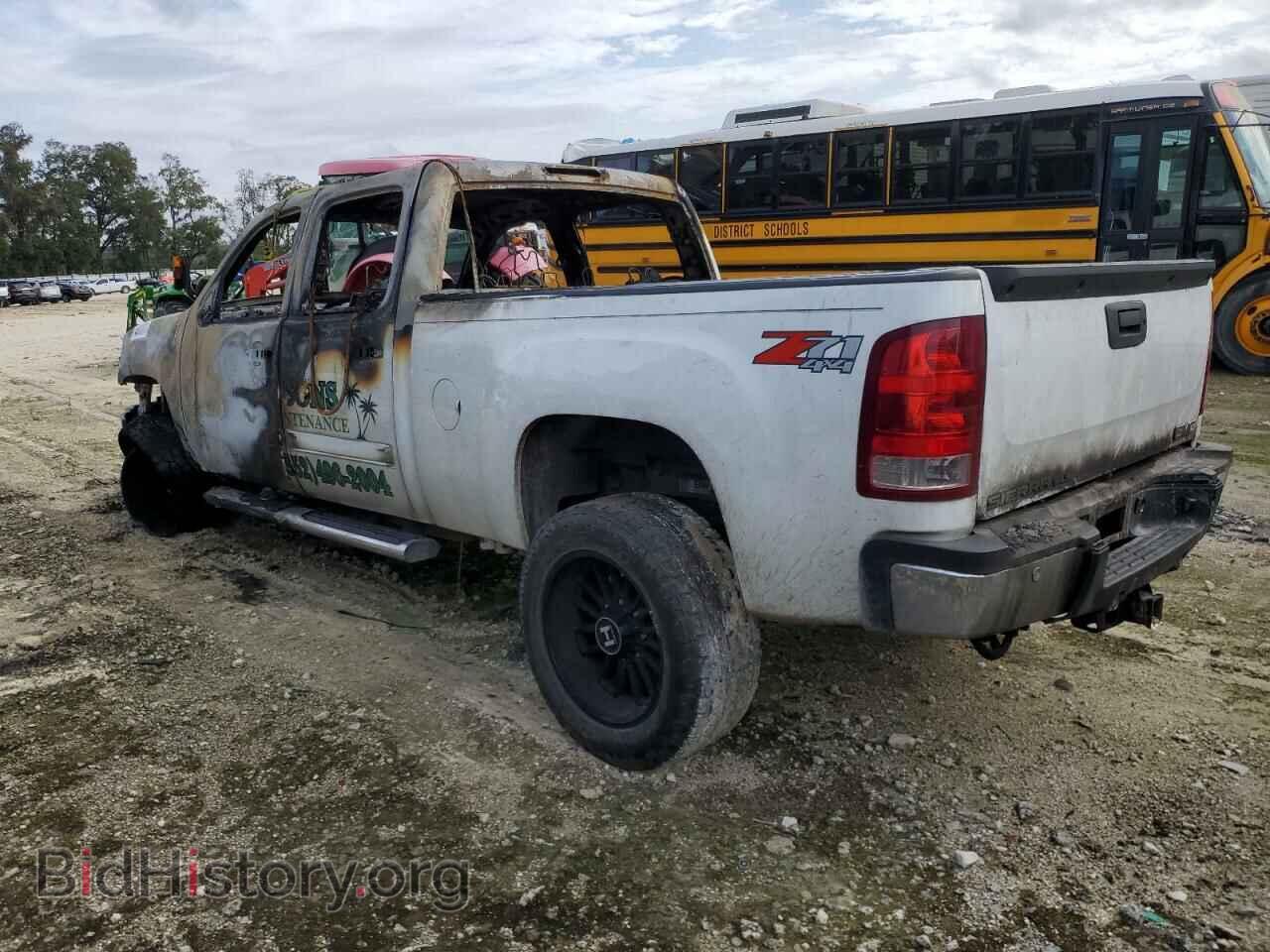 2012 GMC SIERRA - VIN: 1GT121E89CF124045 - Фото 2
