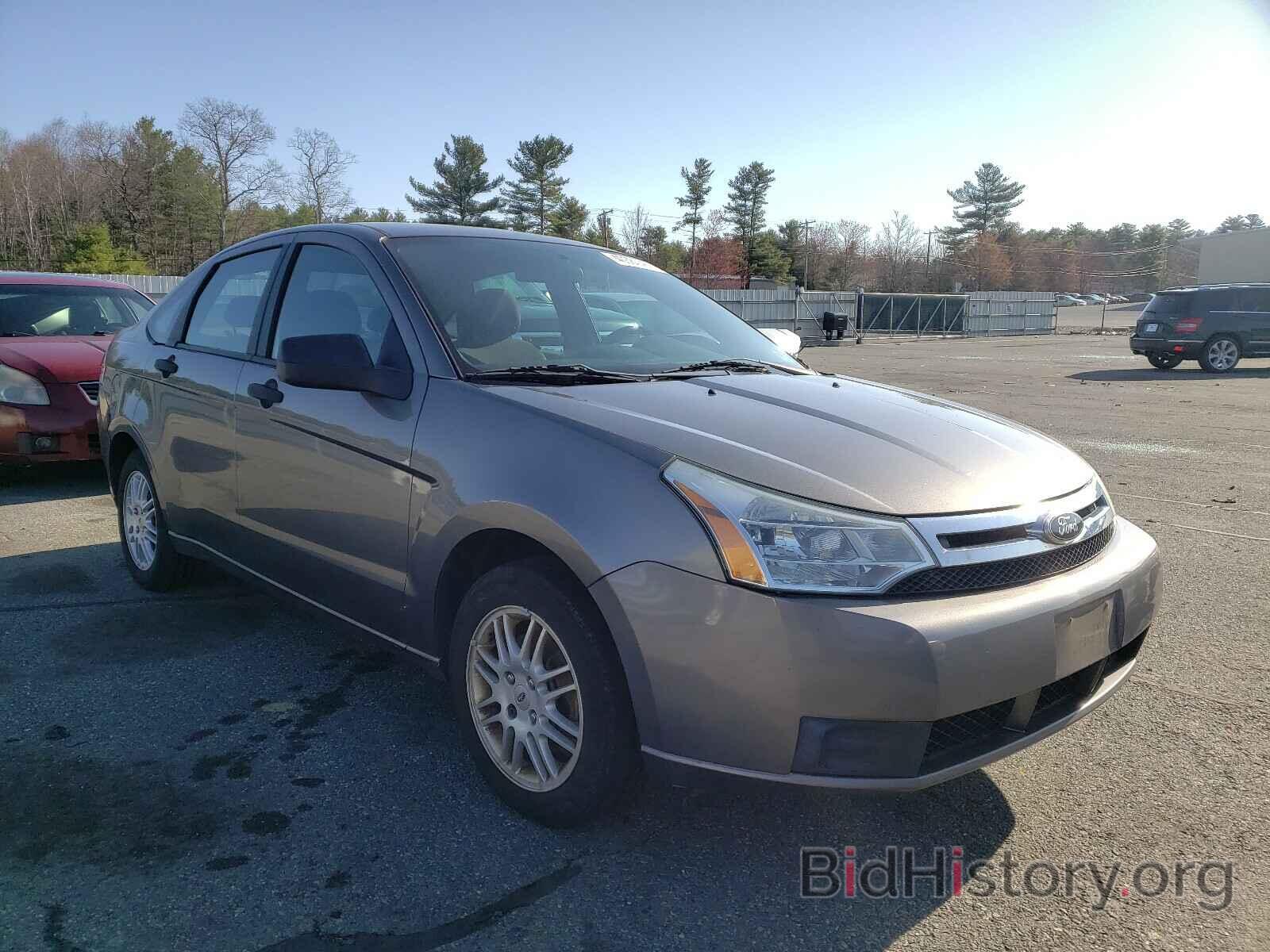 Photo 1FAHP3FN7BW103795 - FORD FOCUS 2011