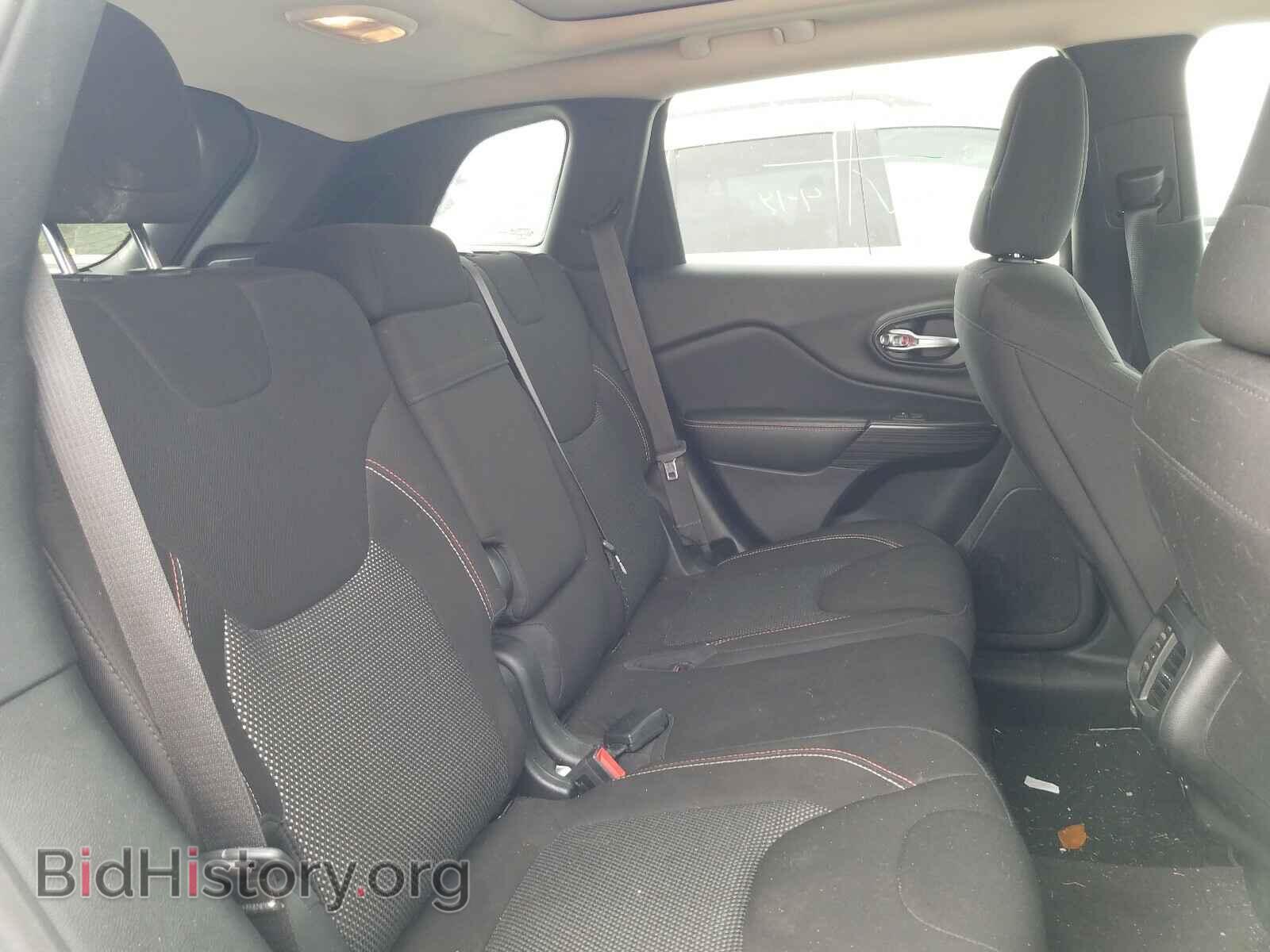 2017 JEEP CHEROKEE - VIN: 1C4PJLCB8HW523933 - Фото 6
