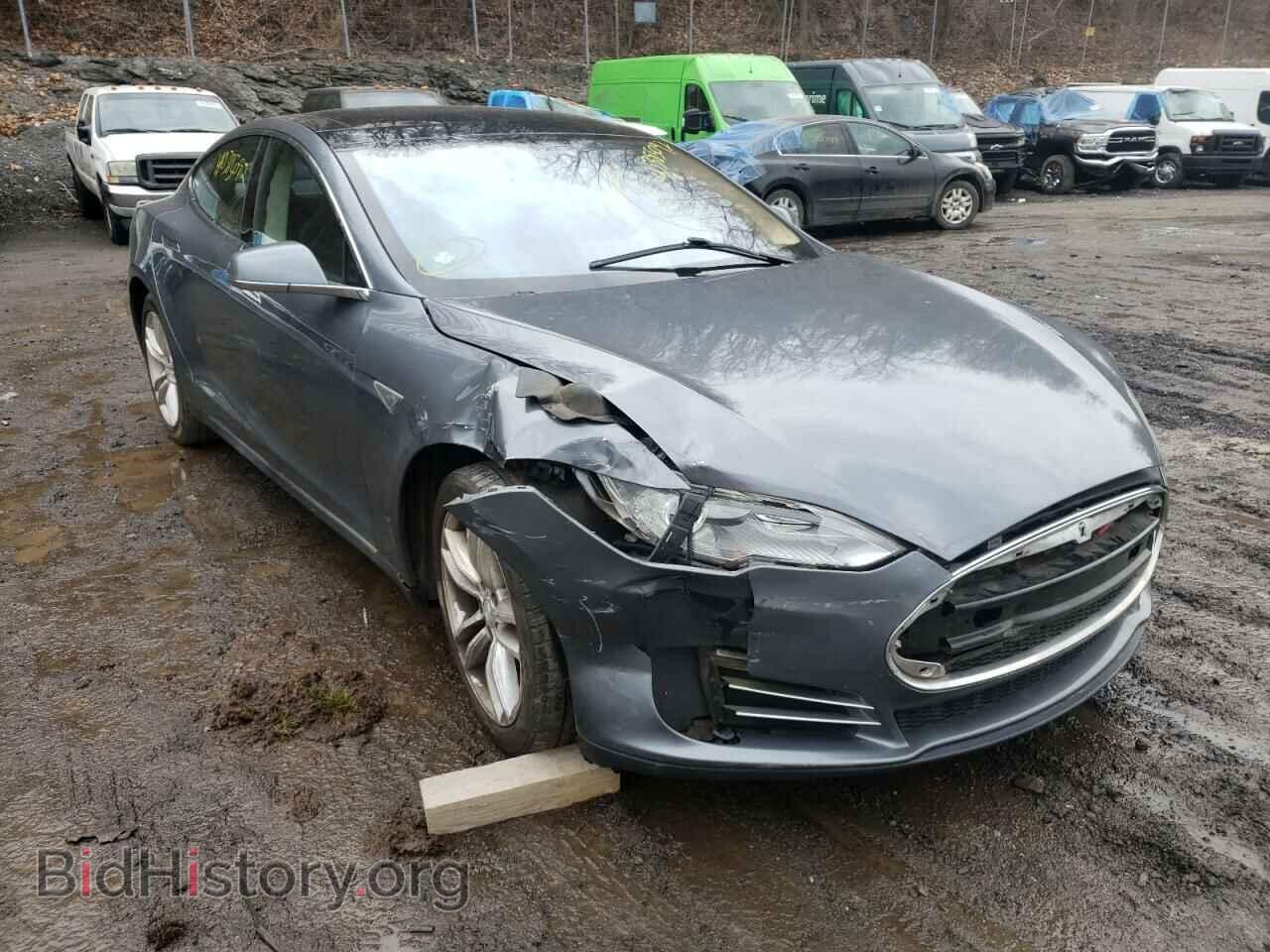 Фотография 5YJSA1CN2DFP08082 - TESLA MODEL S 2013