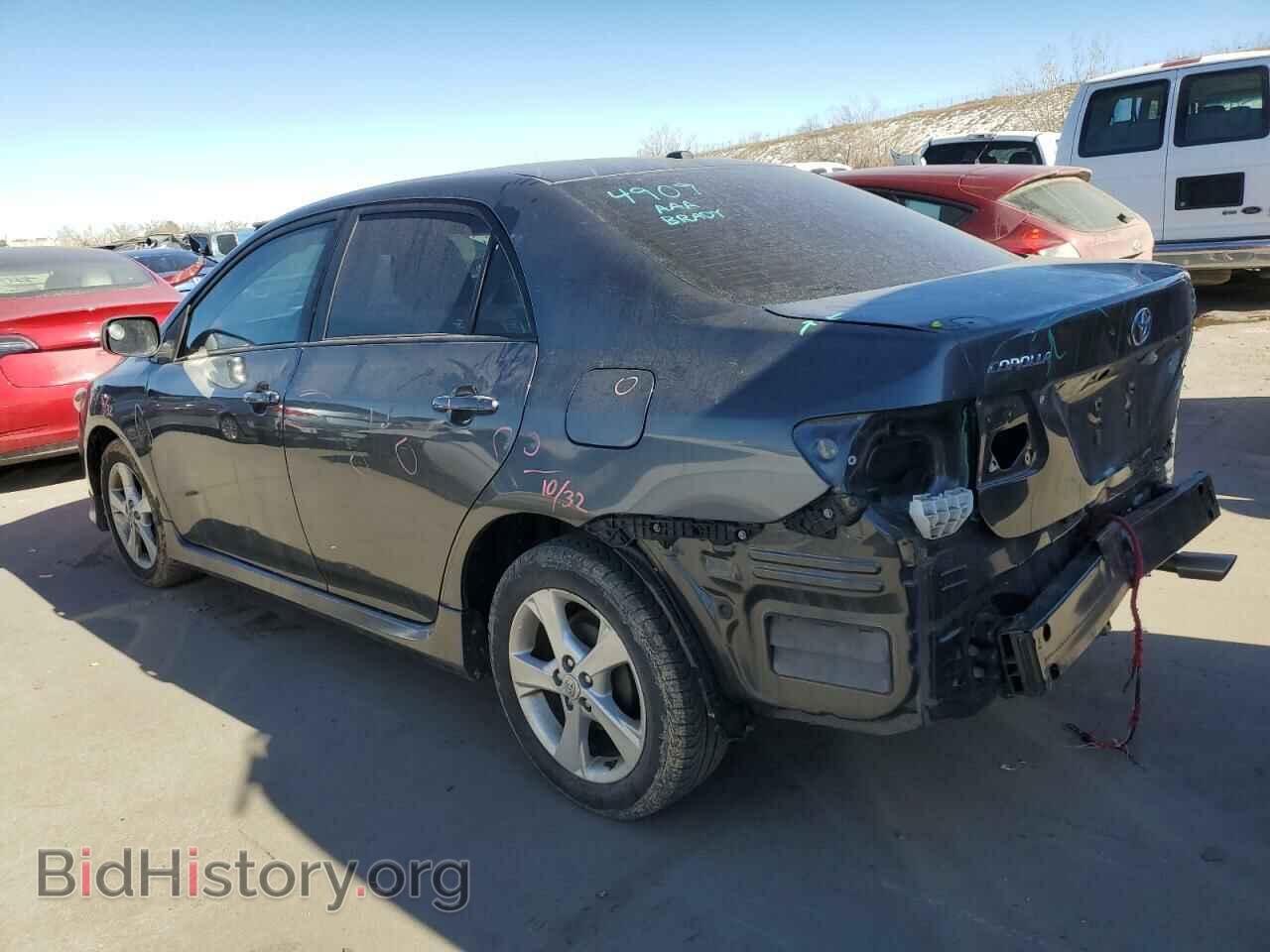 2011 TOYOTA COROLLA - VIN: 2T1BU4EE4BC622845 - Фото 2