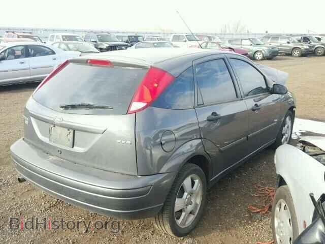 2005 FORD FOCUS - VIN: 3FAFP37NX5R135976 - Фото 4