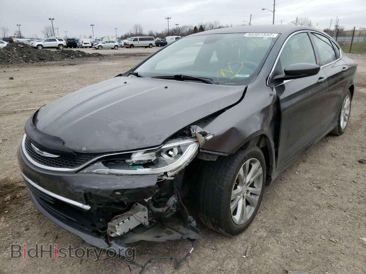 2015 CHRYSLER 200 - VIN: 1C3CCCAB1FN526420 - Фото 2