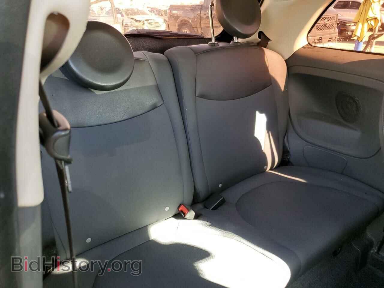2015 FIAT 500 - VIN: 3C3CFFAR6FT507741 - Photo 10