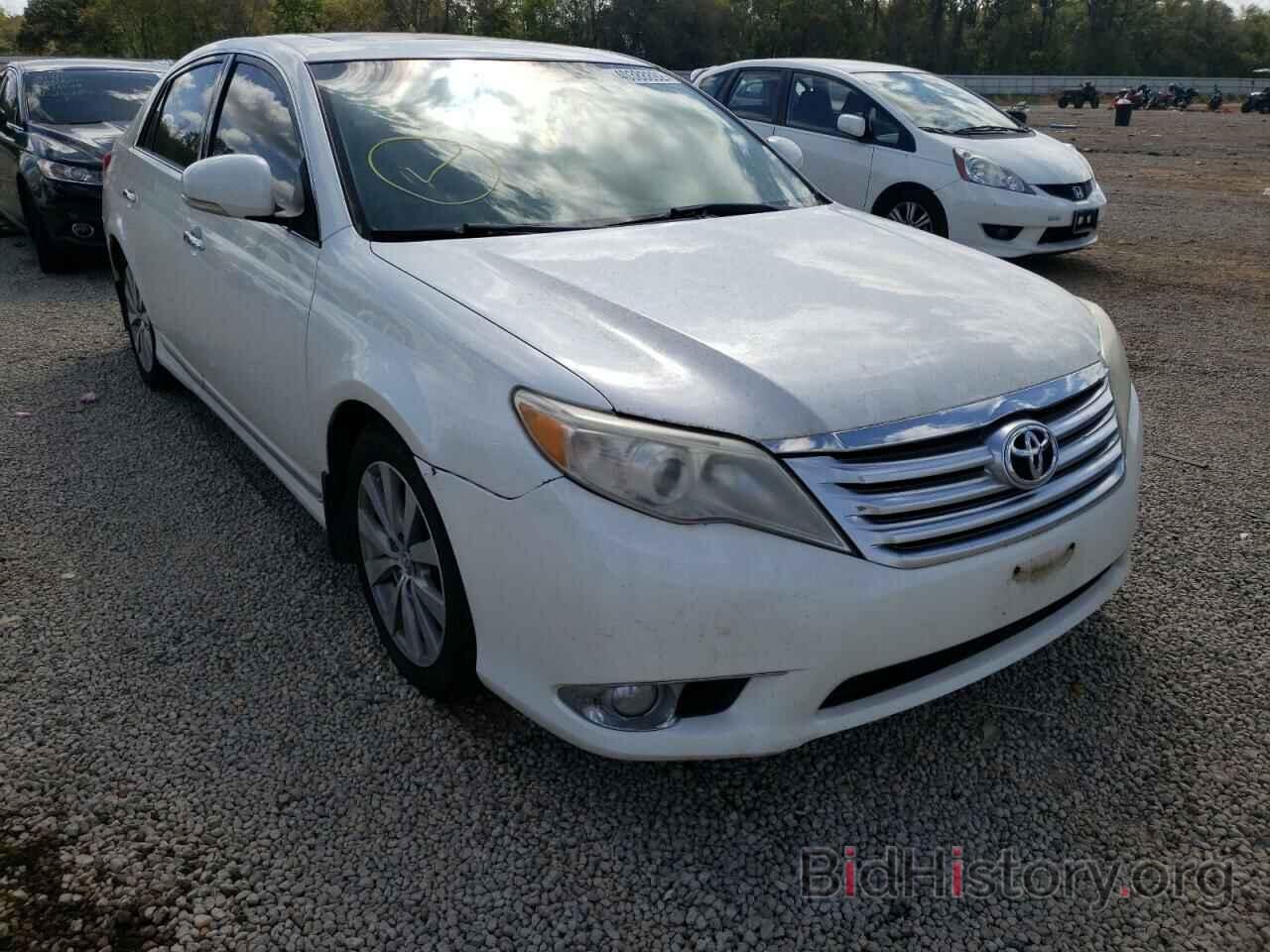 Photo 4T1BK3DB5BU388656 - TOYOTA AVALON 2011