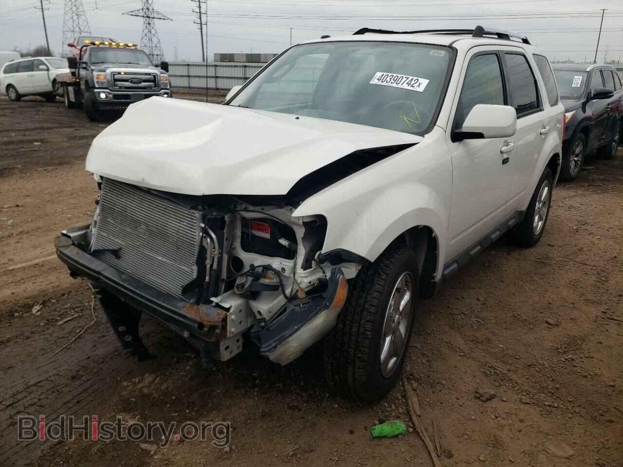 2011 FORD ESCAPE - VIN: 1FMCU9EG6BKB57126 - Фото 2