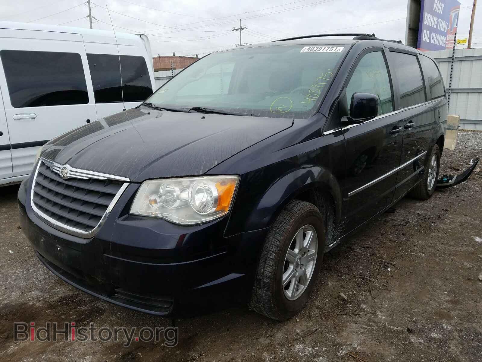 2010 CHRYSLER MINIVAN - VIN: 2A4RR5D12AR441286 - Фото 2