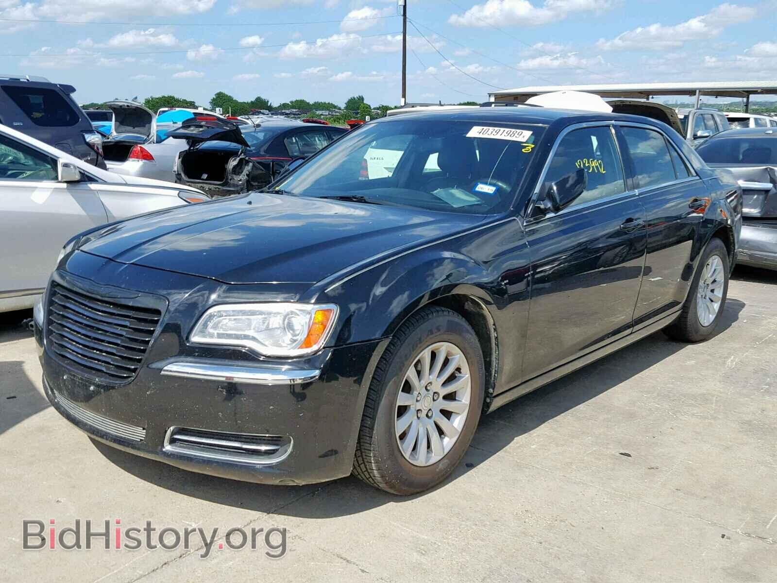 2012 CHRYSLER 300 - VIN: 2C3CCAAG7CH116483 - Фото 2