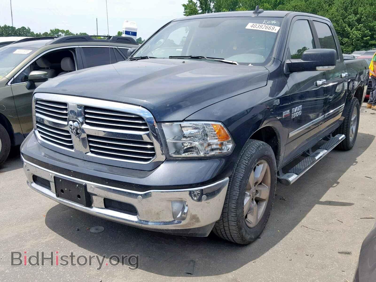2018 RAM 1500 SLT - VIN: 3C6RR7LT8JG152267 - Фото 2