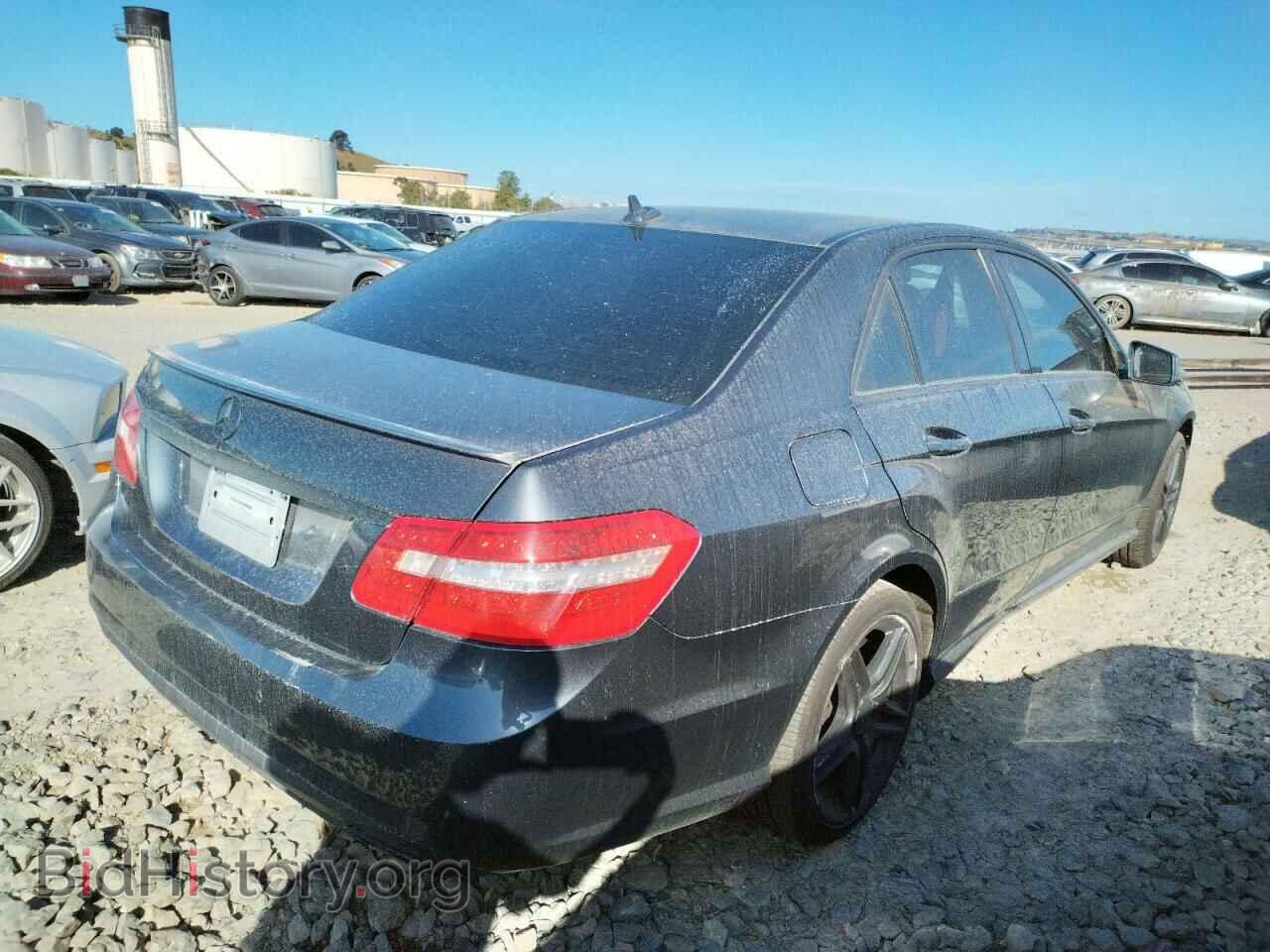 2011 MERCEDES-BENZ E-CLASS - VIN: WDDHF7CB0BA282747 - Фото 4