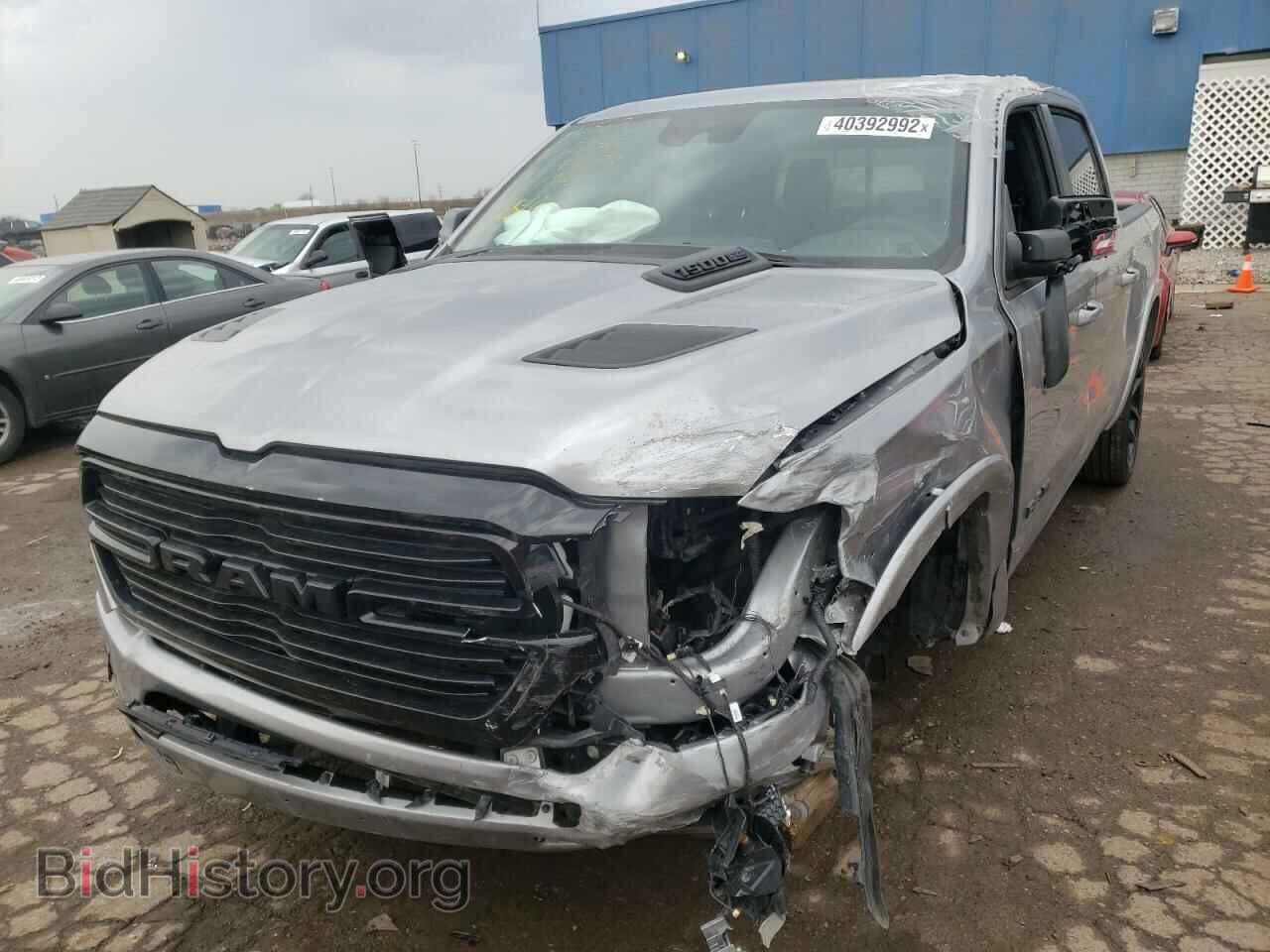 2021 RAM 1500 - VIN: 1C6SRFJT8MN601540 - Фото 2
