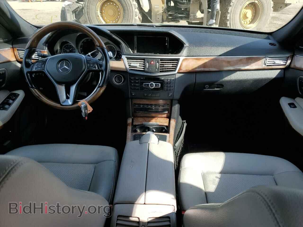 2012 MERCEDES-BENZ E-CLASS - VIN: WDDHF5KB3CA651463 - Фото 8