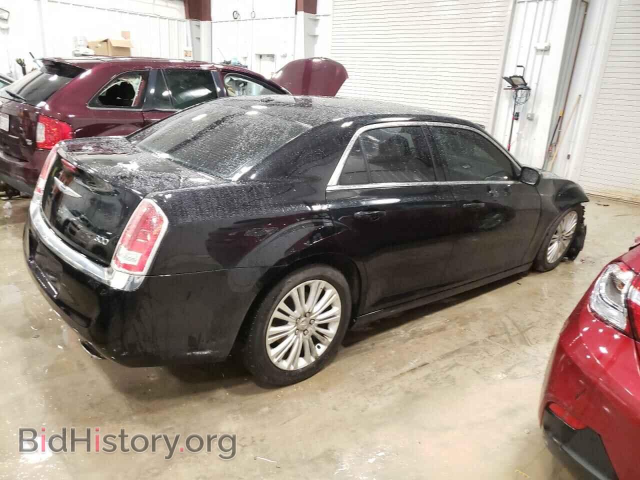 2013 CHRYSLER 300 - VIN: 2C3CCARG3DH558117 - Фото 3