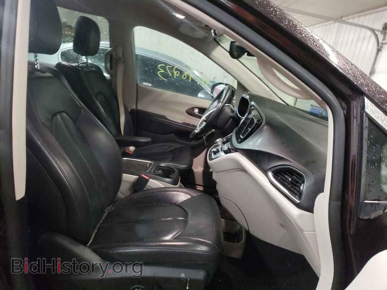 2017 CHRYSLER PACIFICA - VIN: 2C4RC1EGXHR660171 - Photo 5